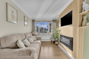 Photo 23- click for photo gallery